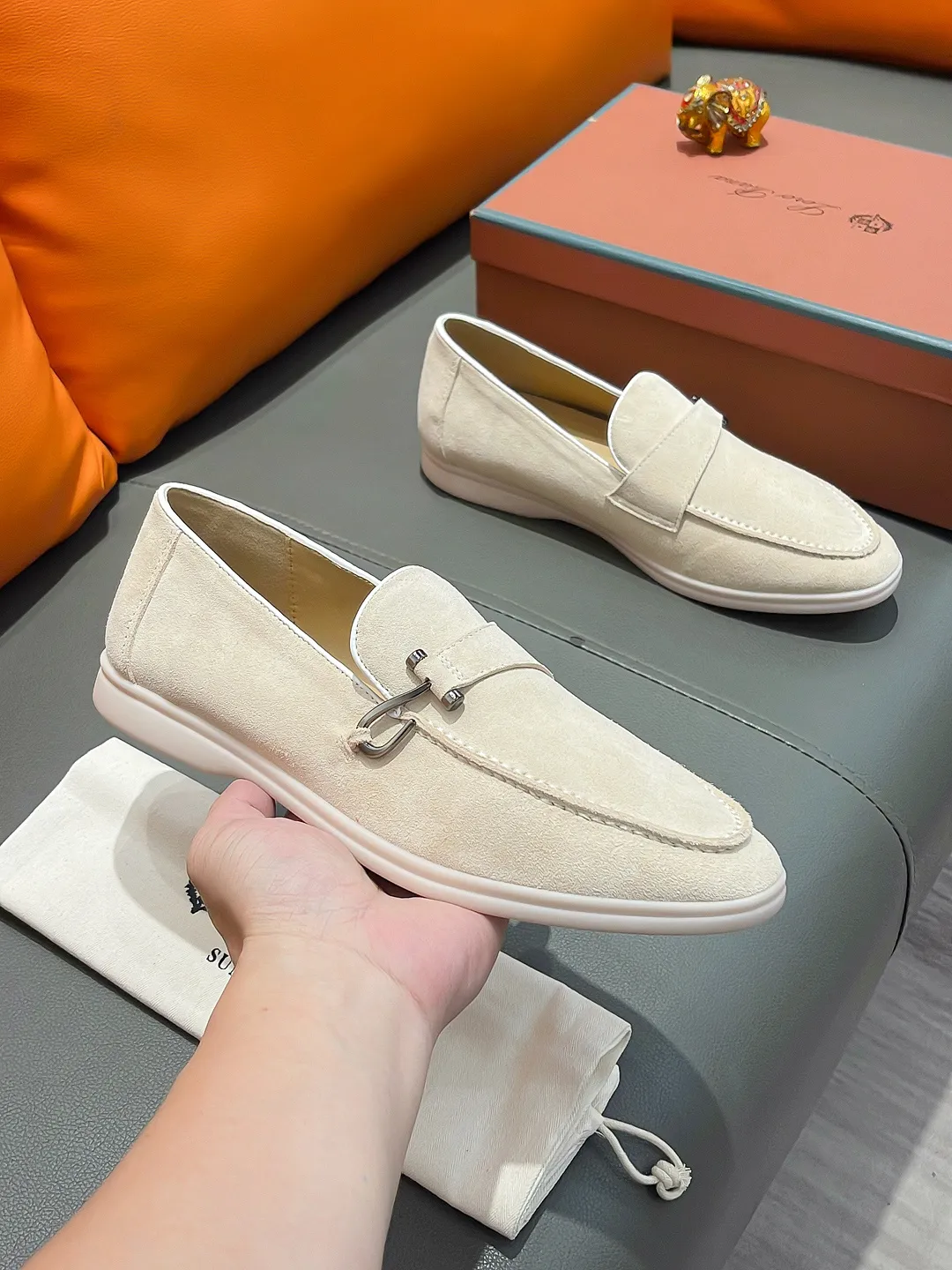 Men's shoes LORO PIANA "LP" P420 Regular size: 38-44 (casual shoes) Product materials: Selected high-mercerized suede upper, comfortable sheepskin lining; original outsole.